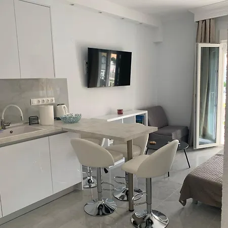 Апартаменты Casa Di Evi Sul Mare Ханиоти